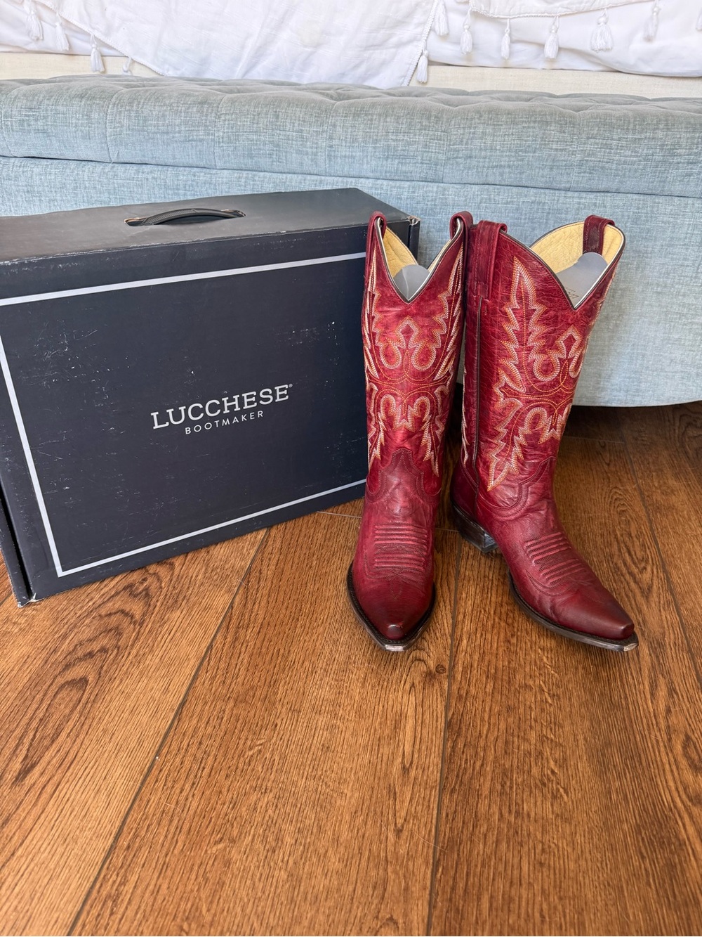 Lucchese Bootmaker Women’s Red Goat Leather Cowboy Boots Size 8 – NEW IN BOX